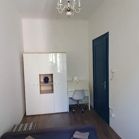 Tina Apartment *